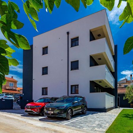 Lpl Luxury Apartments Zadar Exteriör bild