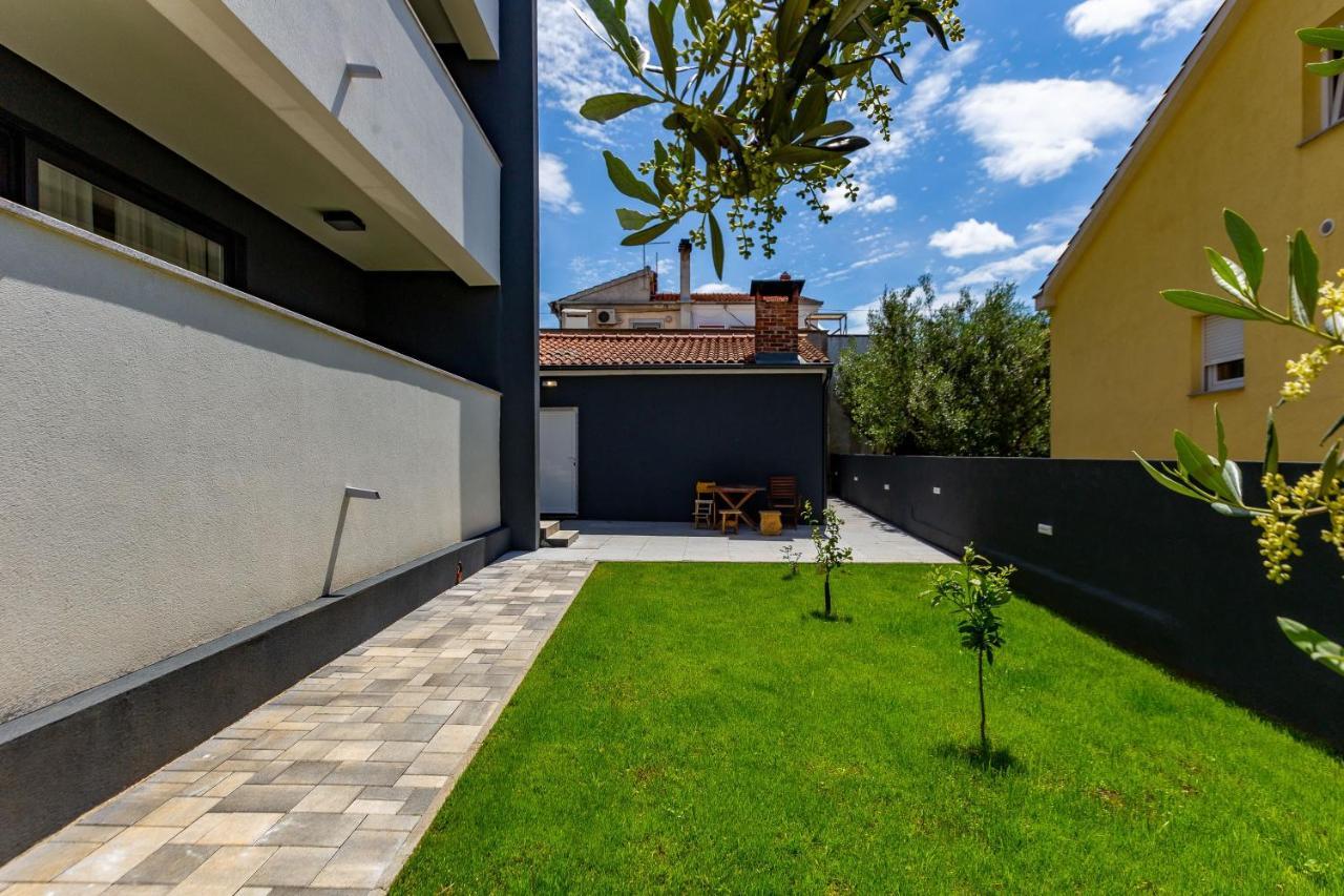 Lpl Luxury Apartments Zadar Exteriör bild